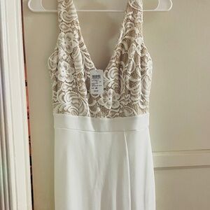 NWT Windsor Cream/Ivory Lace Maxi Dress